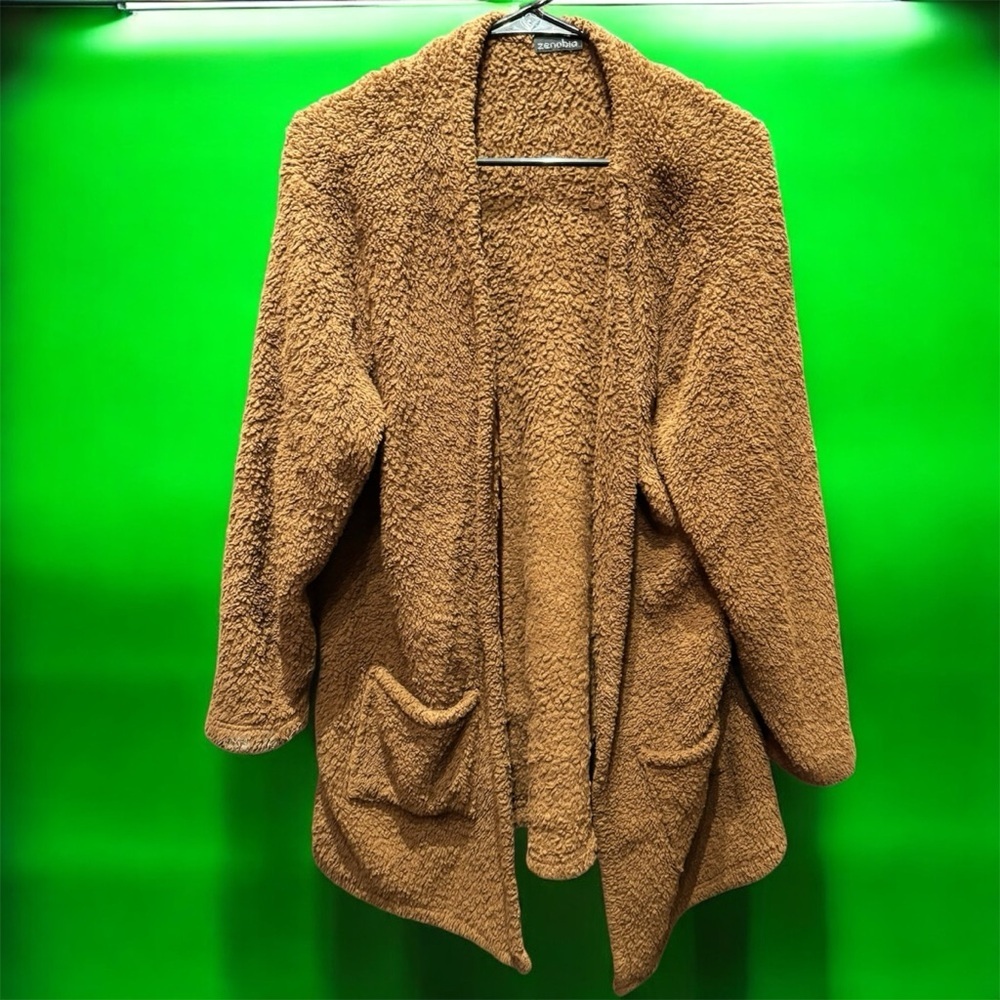 Zenobia Cozy Brown Teddy Sherpa coat 1X no stains or wear with pockets